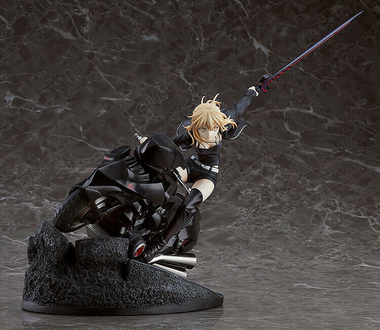 Fate/Grand Order Saber/Altria Pendragon Alter ＆Cuirassier Noir 1/8 Scale [Good Smile Company]