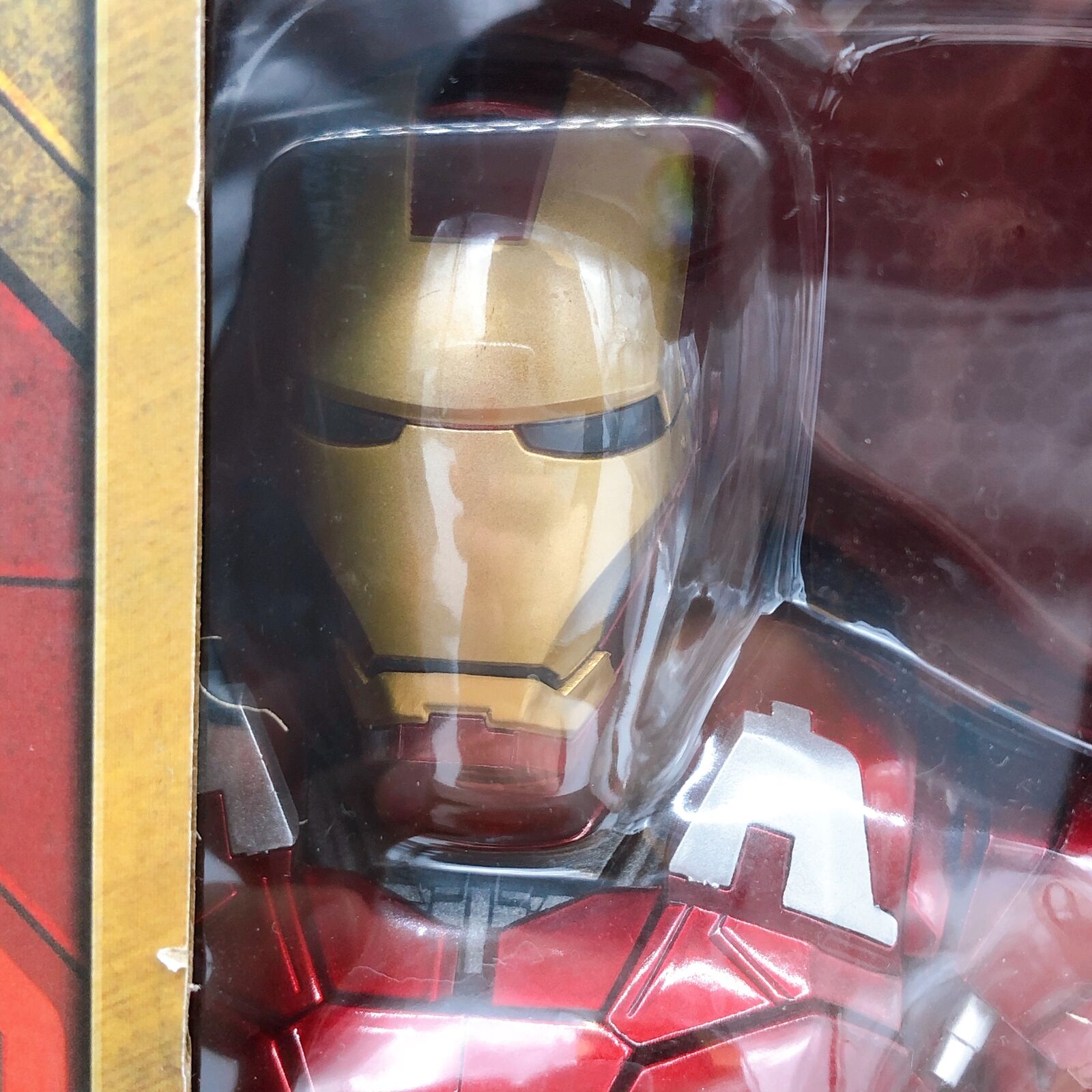 Iron Man 3 Iron Man Mark7 Hot Toys Bust 1/4 Scale Collectible [Hot Toys]