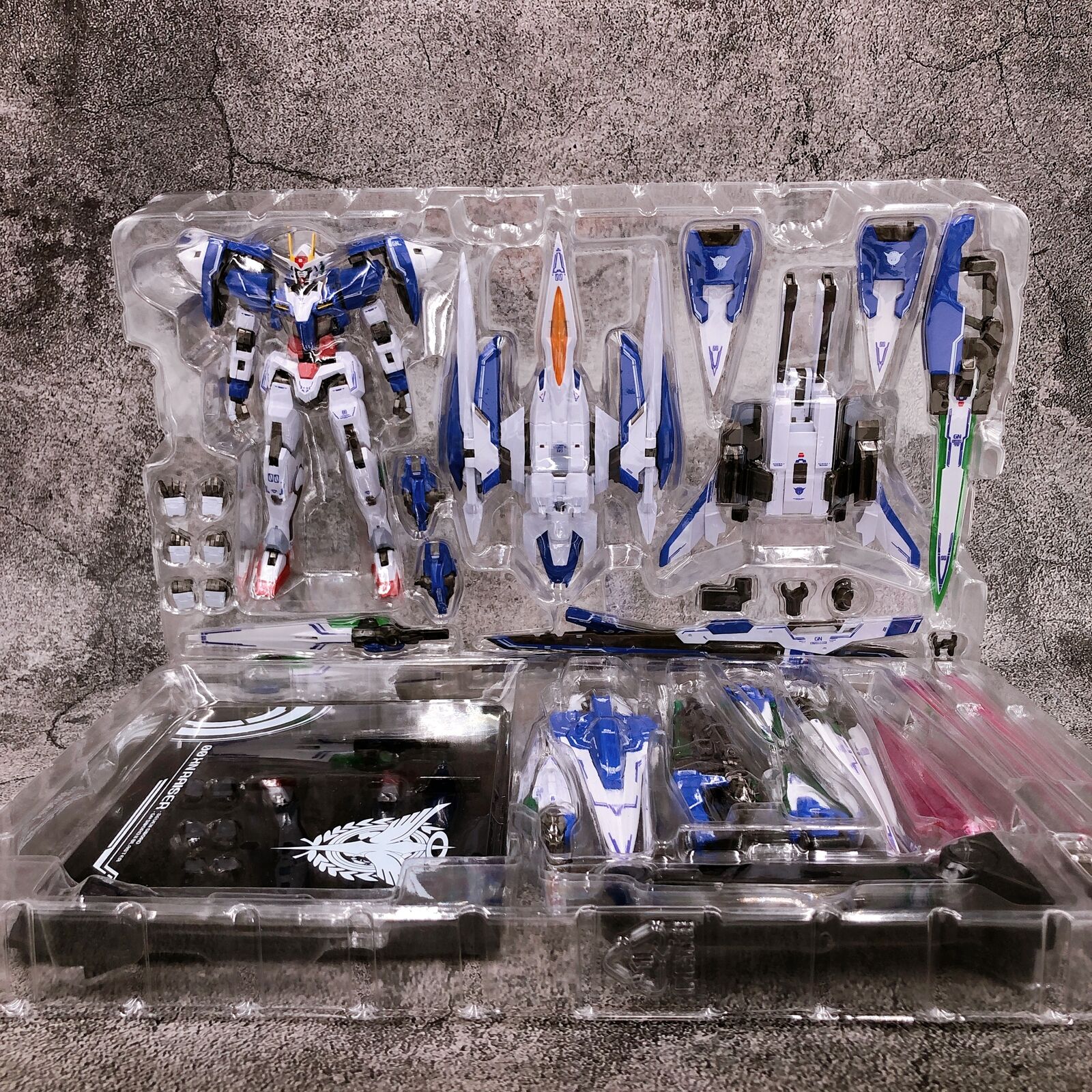 METAL ROBOT SPIRITS 00 XN Raiser Seven Sword + GN Sword II Blaster Set