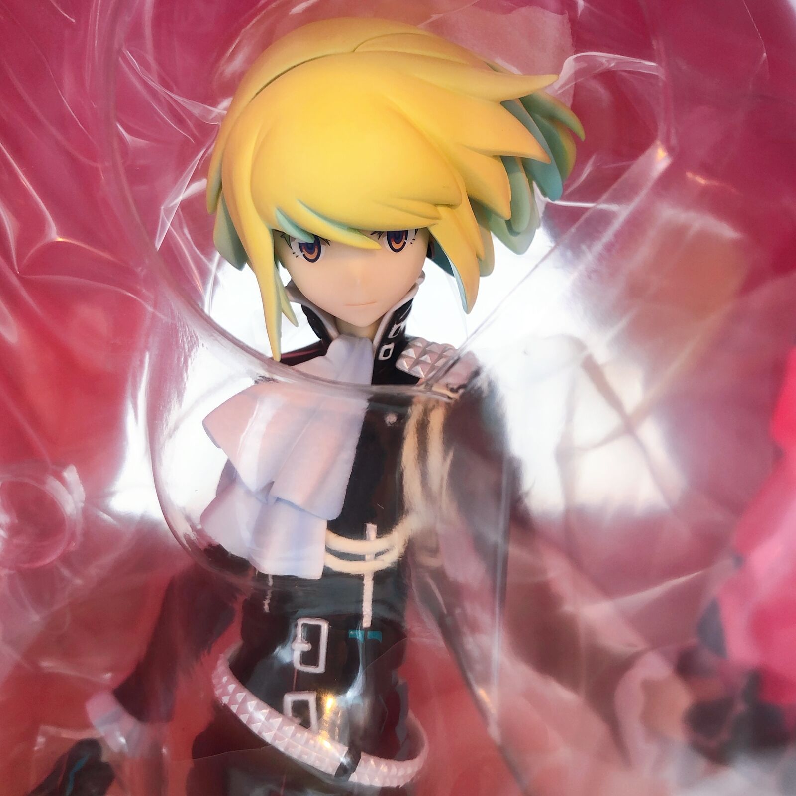 KOTOBUKIYA LIO FOTIA フィギュア Kotobukiya Promare: Lio Fotia PVC Statue | Amazon.com.br