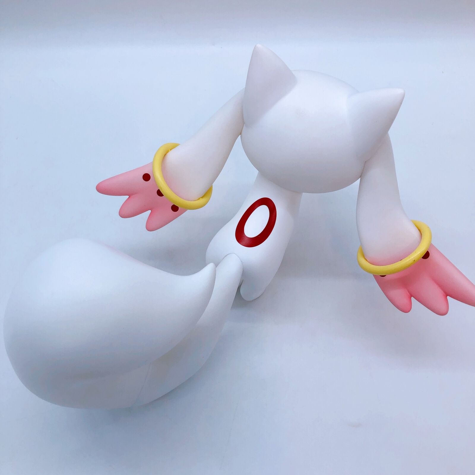 Puella Magi Madoka Magica Kyubey NONScale Soft Vinyl [Seven Two]