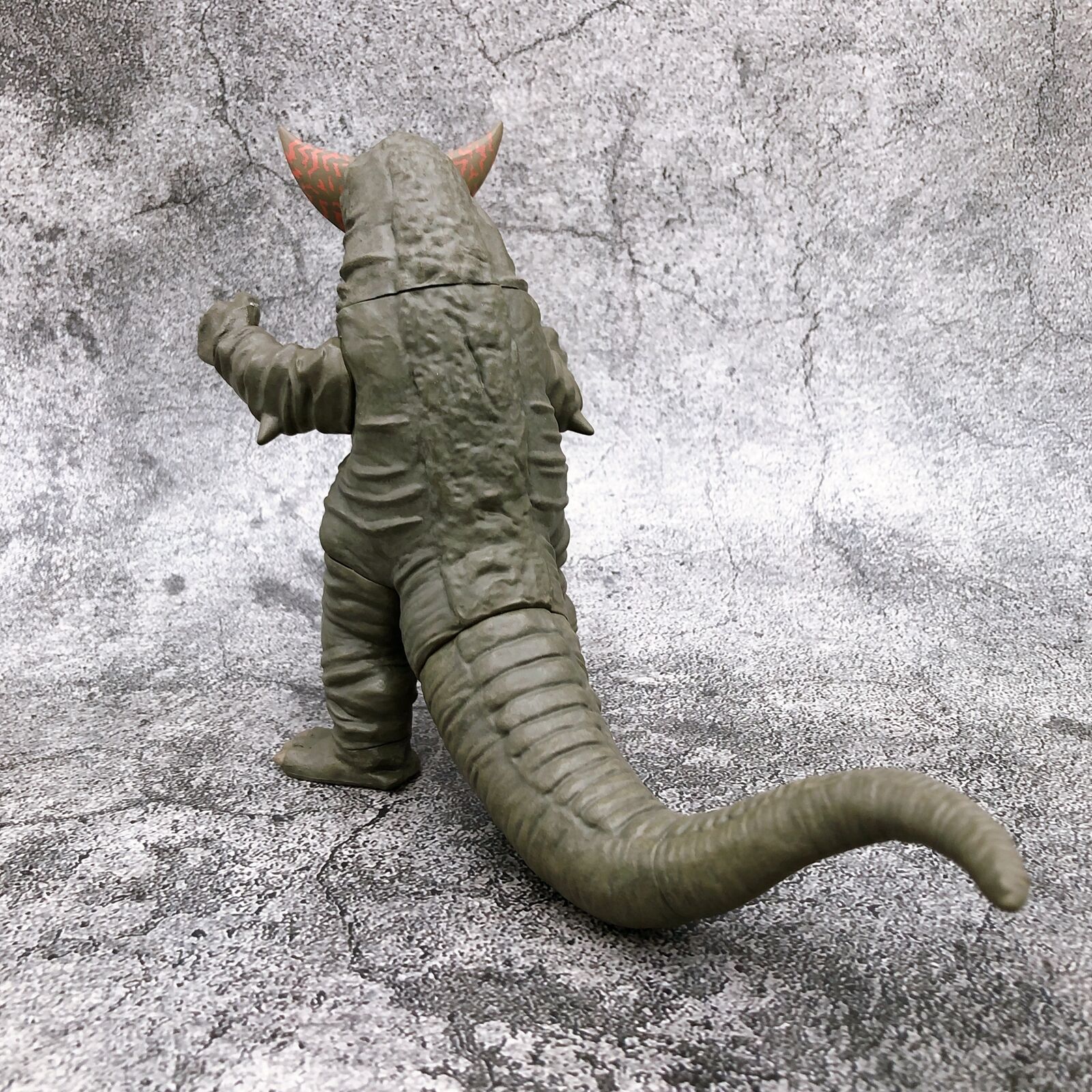 Ultimate Luminous Gomora [Bandai]