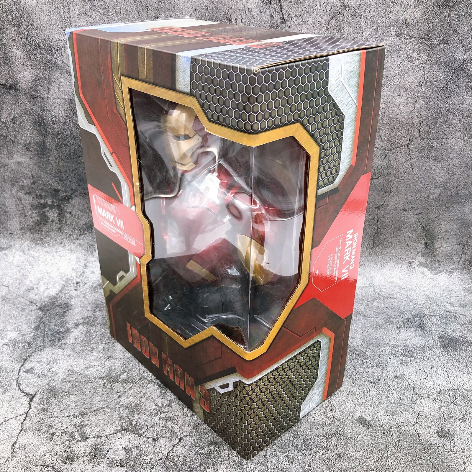 Iron Man 3 Iron Man Mark7 Hot Toys Bust 1/4 Scale Collectible [Hot Toys]