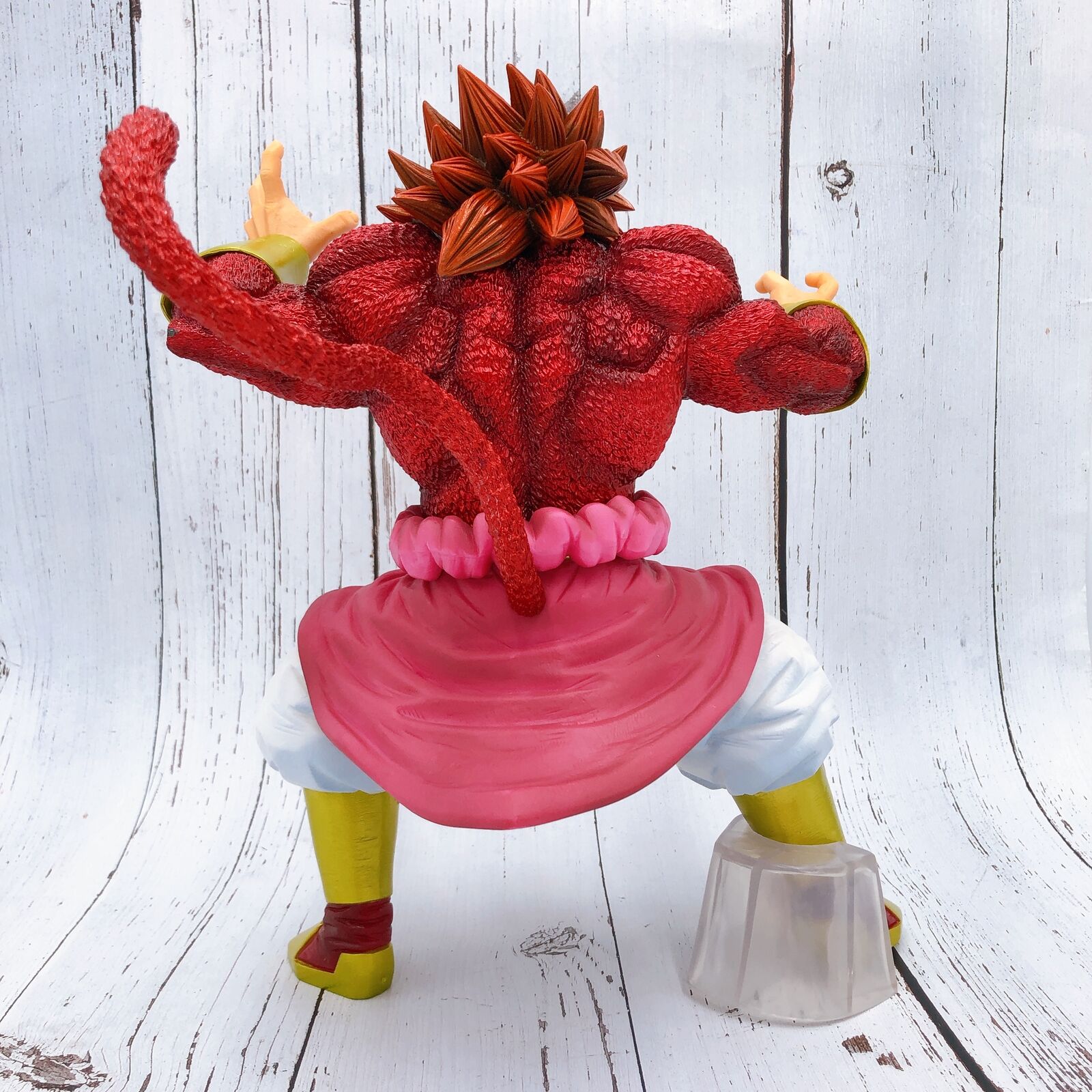 ドラゴンボール SUPER SAIYAN BROLY フィギュア Dragon Ball Super: Broly S.H.Figuarts Super Saiyan Broly