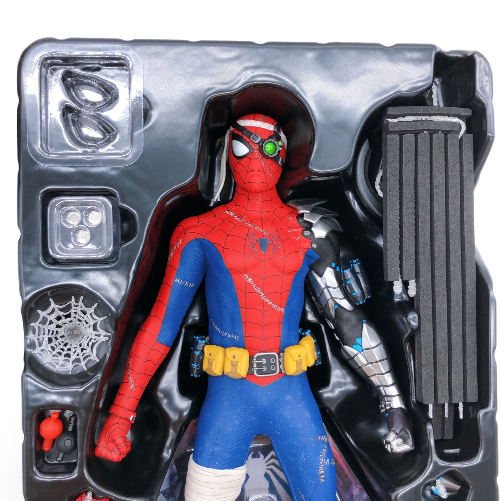 Marvel’s Spider-Man (Cyborg Spider-Man Suit) VideoGame Masterpiece 1/6 Scale Action Figure [Hot Toys]