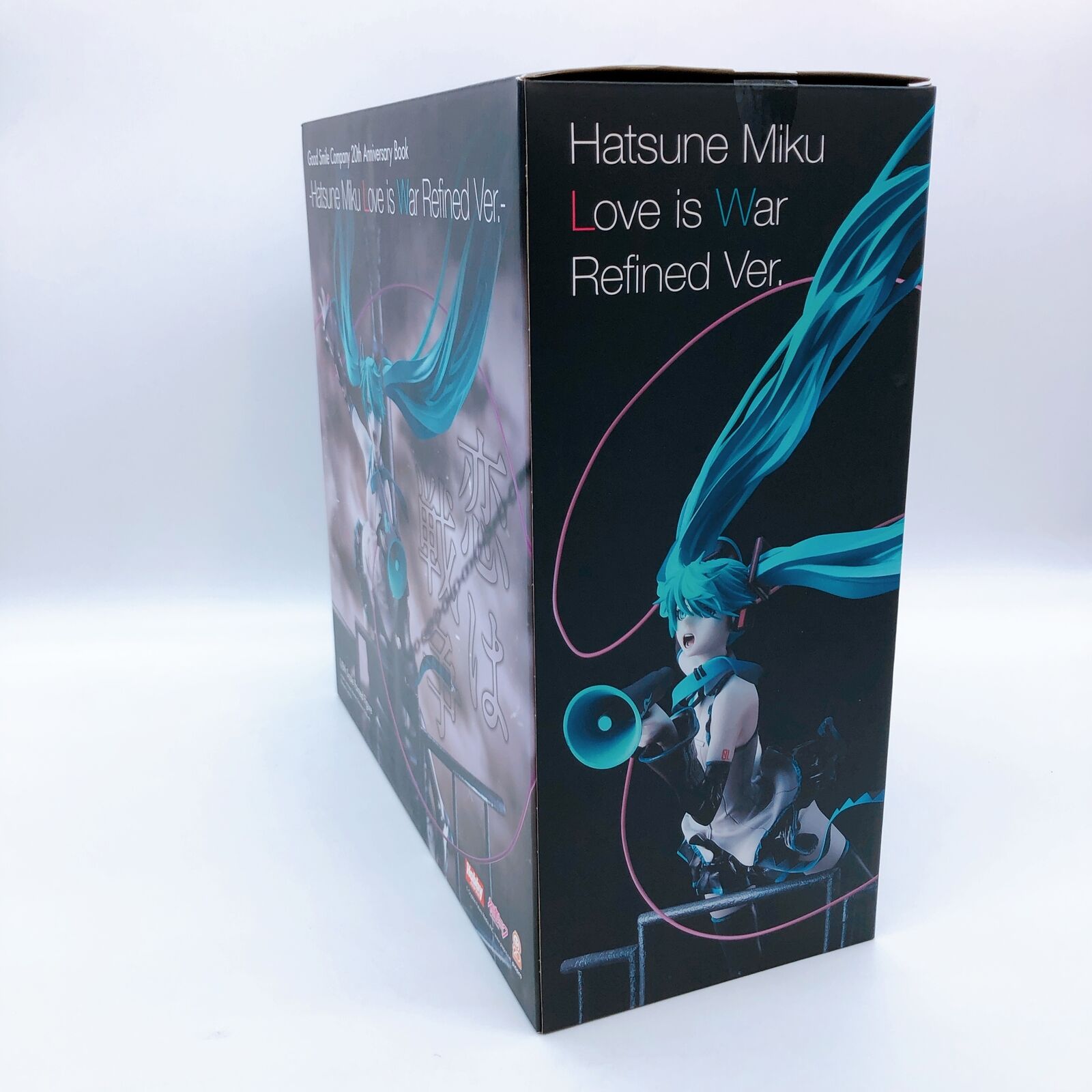 Hatsune Miku Love is War Refine Ver. 20th Anniversary Book [Good Smile