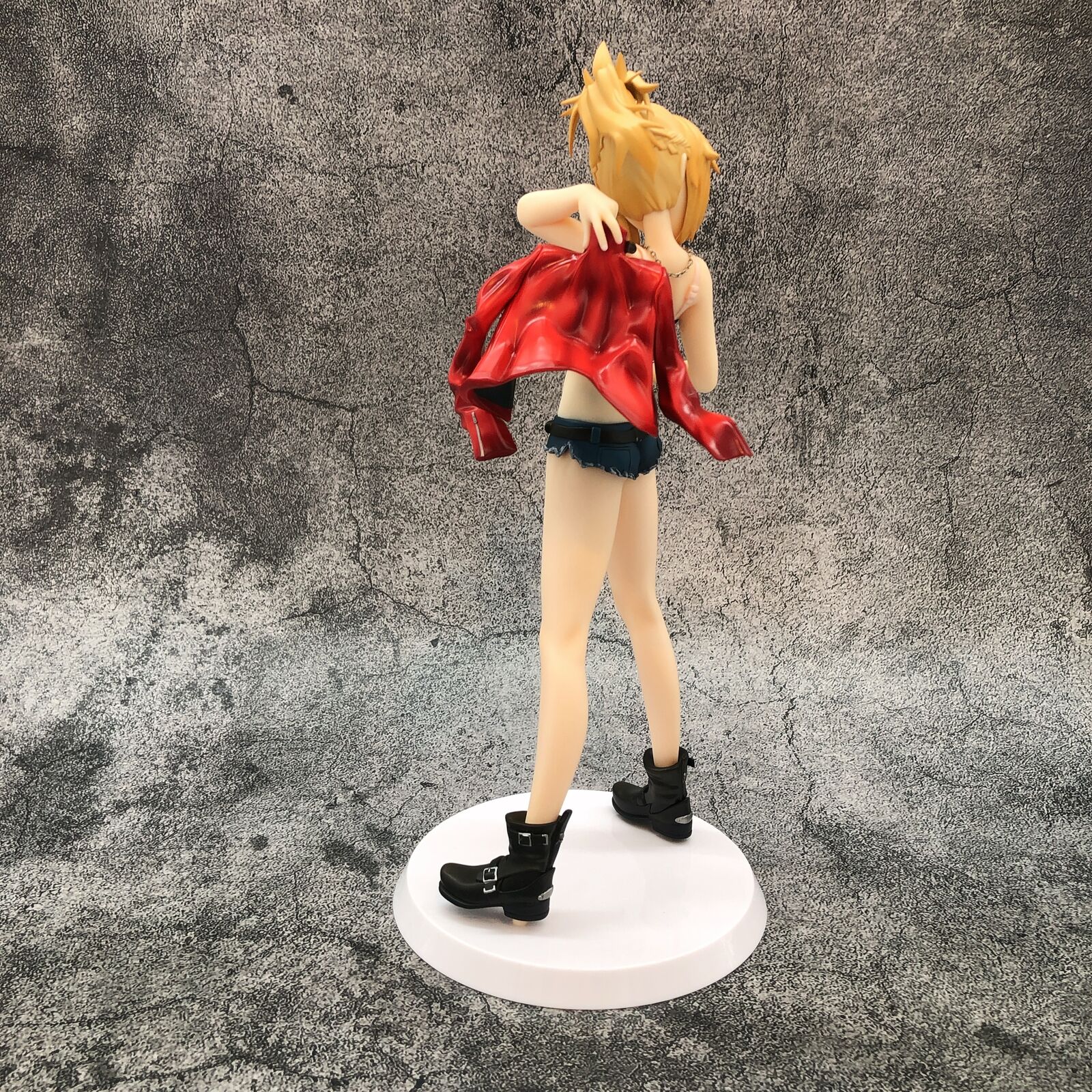 Fate/Apocrypha Saber of Red Mordred 1/7 Scale [Aquamarine]