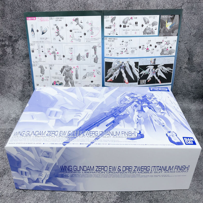 RG 1/144 Wing Gundam Zero EW & Drei Zwerg Titanium Finish [Premium Bandai]