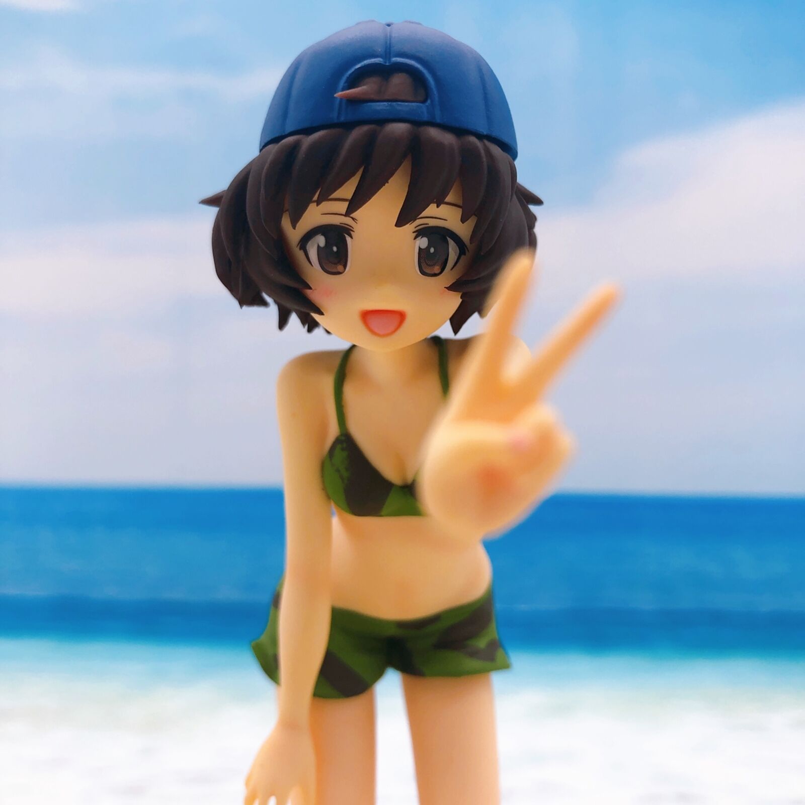 (未使用･未開封品)　BEACH QUEENS ガールズ&amp;パンツァー 秋山 優花里 1/10スケール PVC製 塗装済み完成品フィギュア v1yptgt 未使用・未開封品) BEACH QUEENS ガールズ&パンツァー 秋山