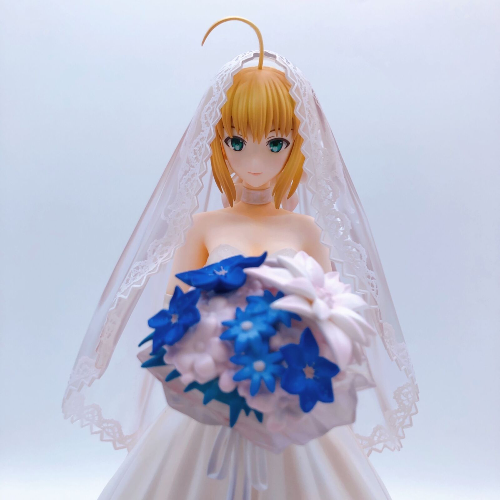 Fate/stay night Saber 10th Royal Dress Ver. ANIPLEX Limited 1/7 Scale [ANIPLEX]