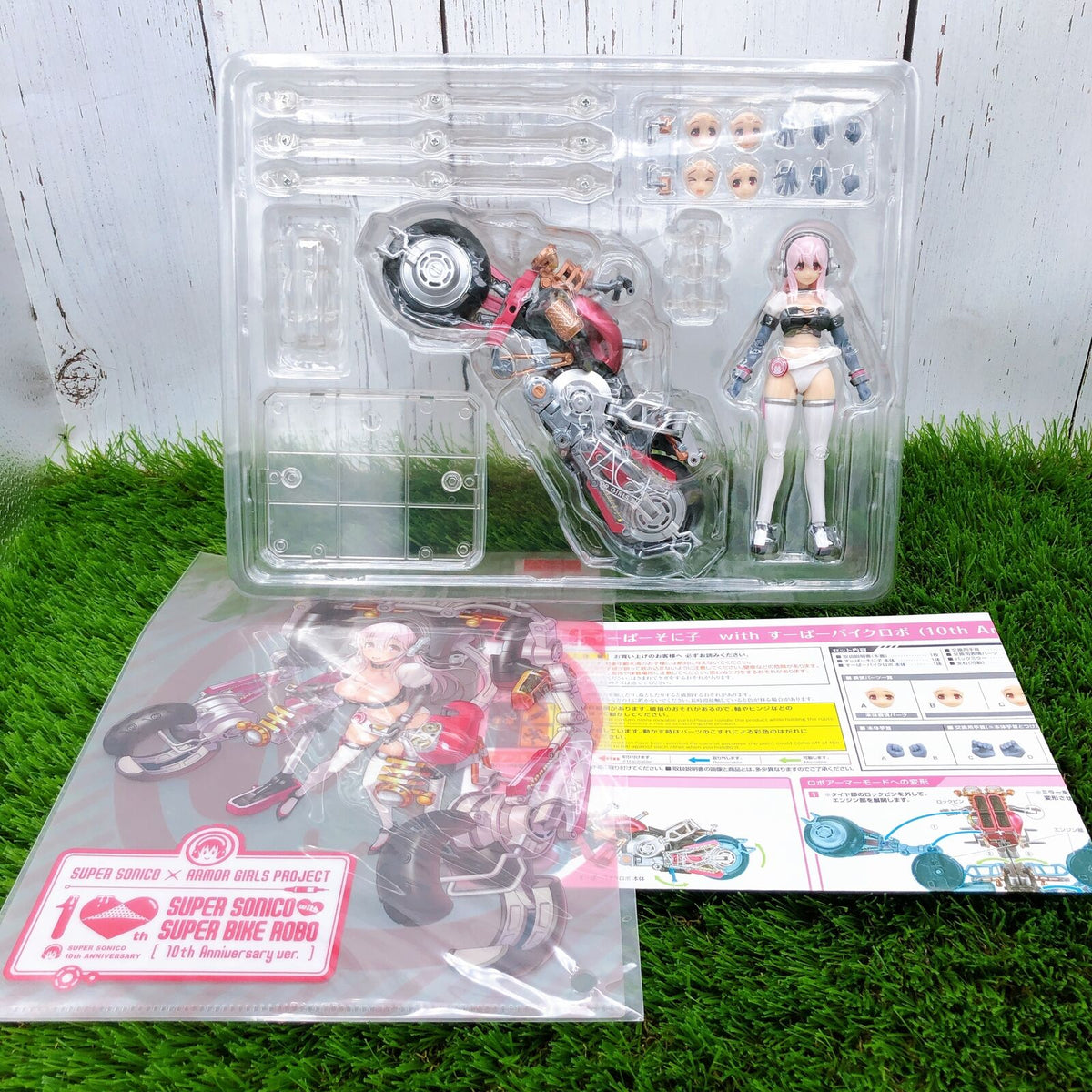 Super Sonico with Super Bike Robo (10th Anniversary ver.) Armor Girls