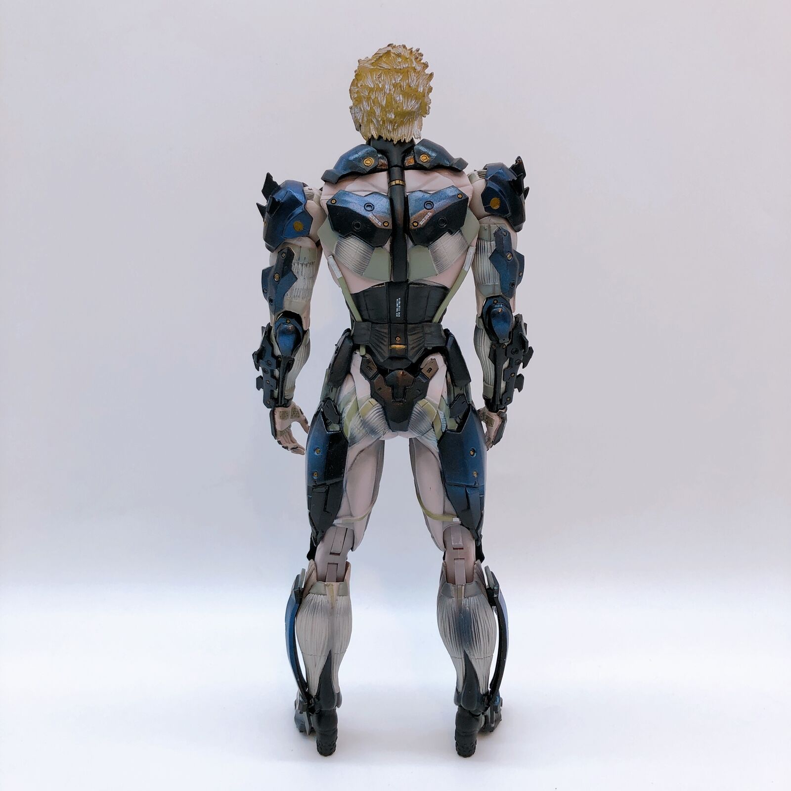 SQUARE ENIX - L GEAR RISING REVENGEANCE PLAY ARTS改 1/6 Square Enix Raiden Metal Gear Rising: Revengeance Play