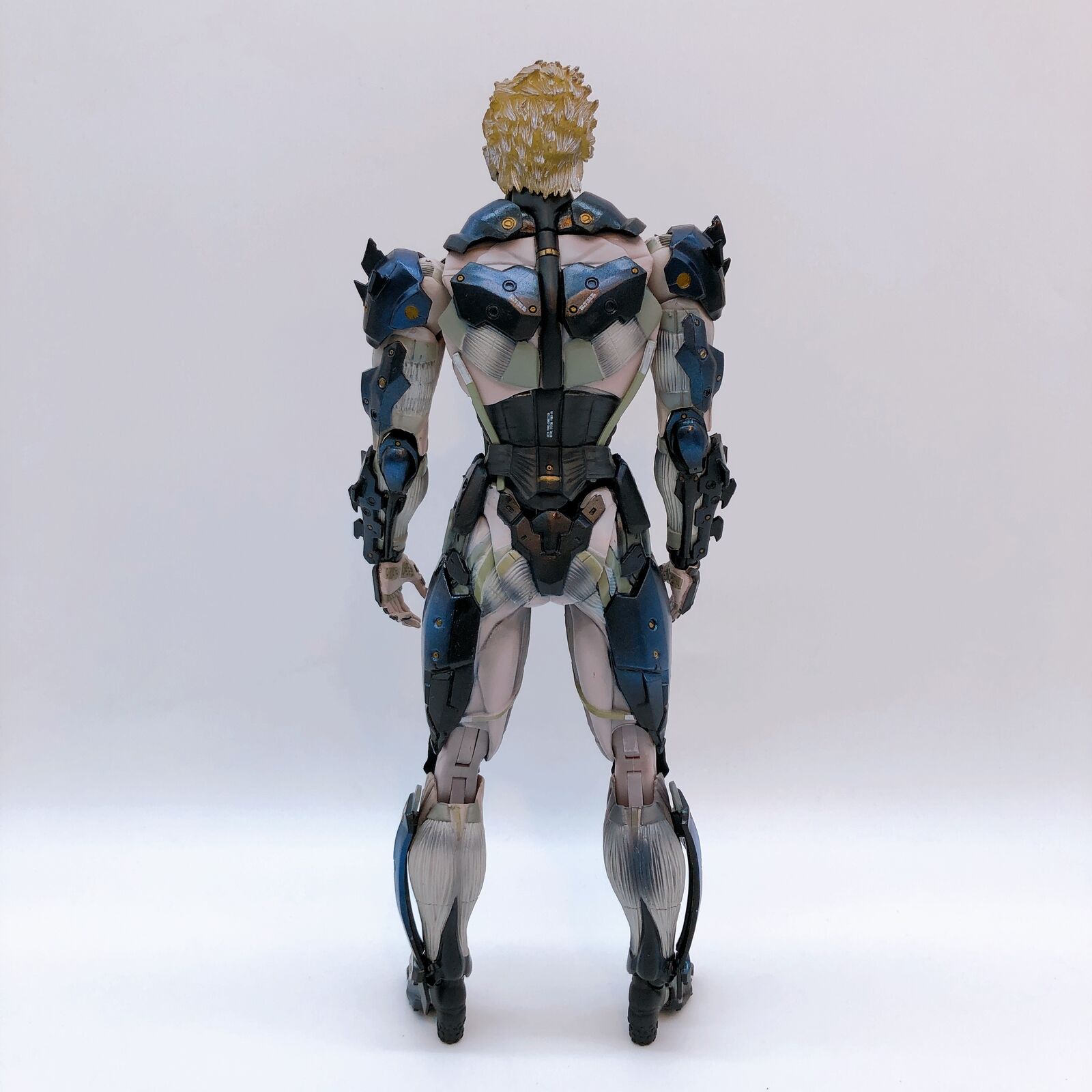 METAL GEAR RISING REVENGEANCE Raiden Custom Body Yellow Play Arts Kai [Square Enix]