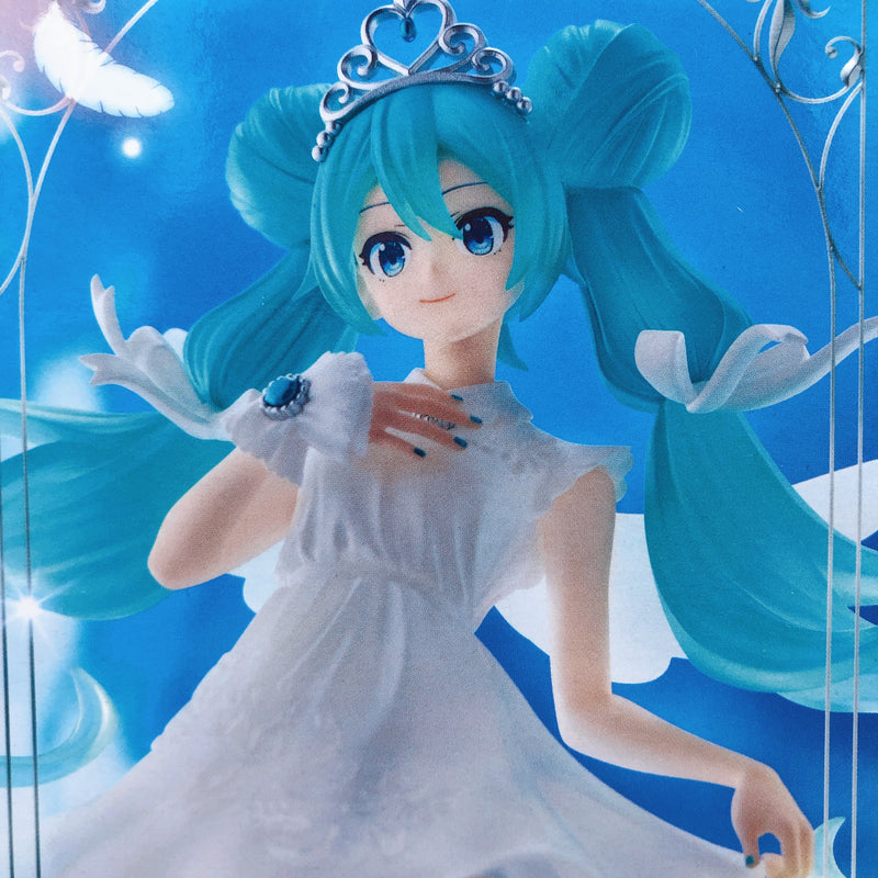 Hatsune Miku 15th Anniversary KEI Ver. Super Premium Figure [SEGA]